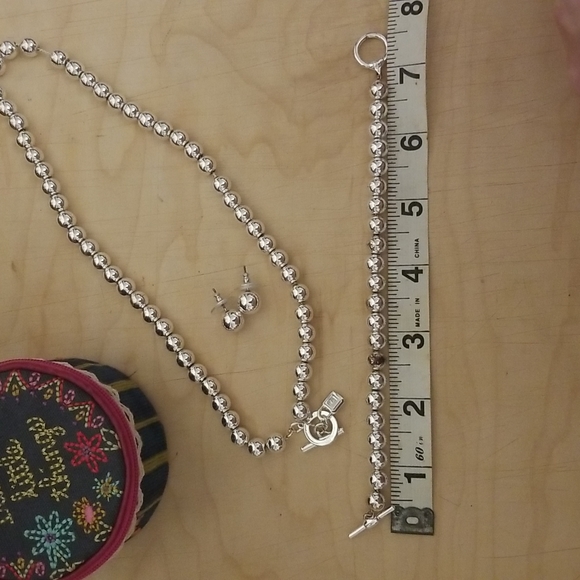 Silver Ball Necklace Bracelet Stud Earrings Set - Picture 7 of 11